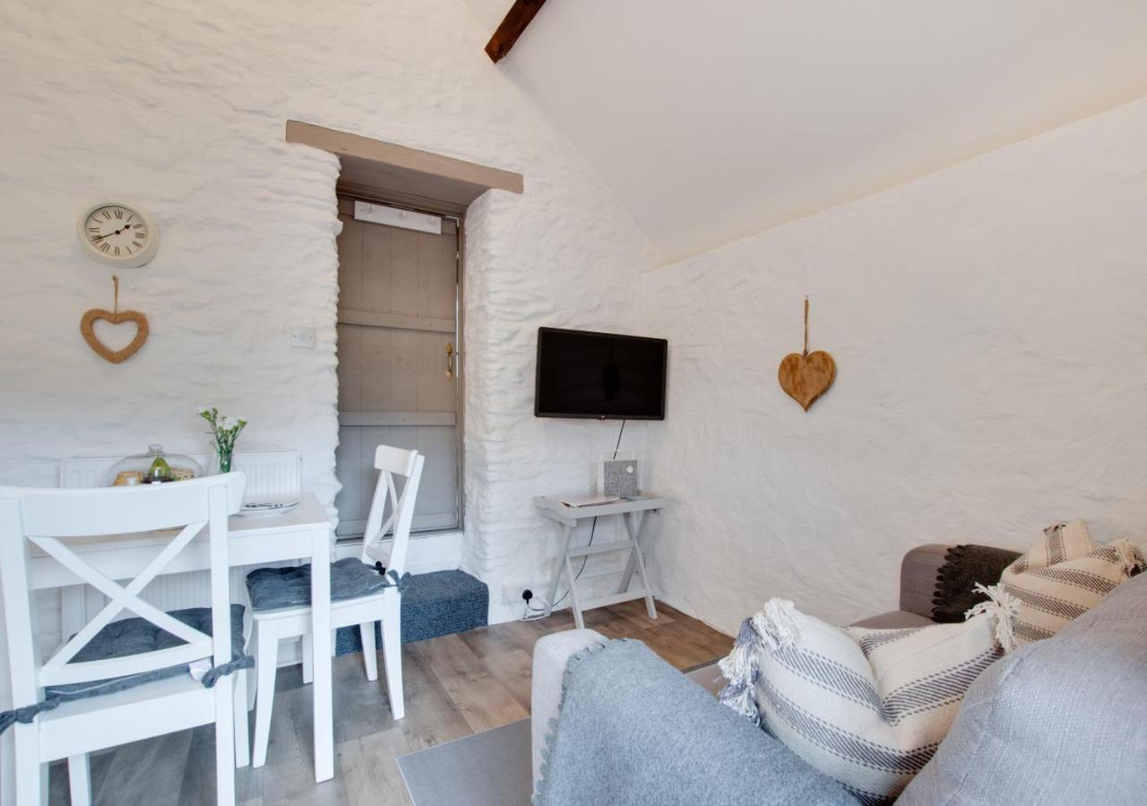 Love Cottage Combe Martin Eksteriør billede