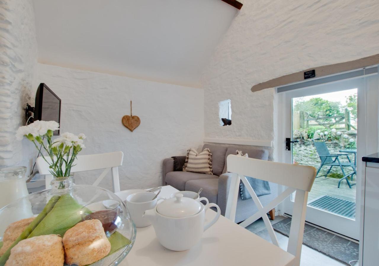 Love Cottage Combe Martin Eksteriør billede